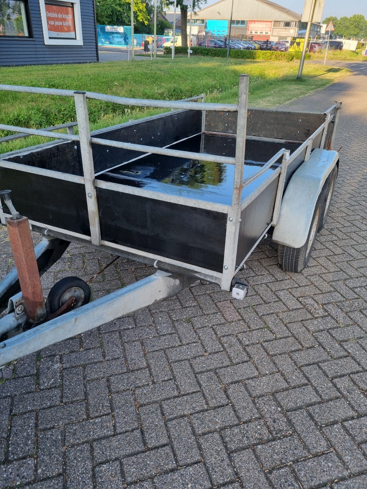 Te koop opgeknapte tandemasser, Ophalen
