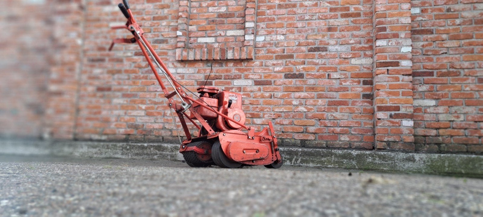 Mooie nette kooimaaier, Tuin en Terras, Grasmaaiers, Ophalen, Gebruikt, Benzine-grasmaaier, 30 t/m 39 cm