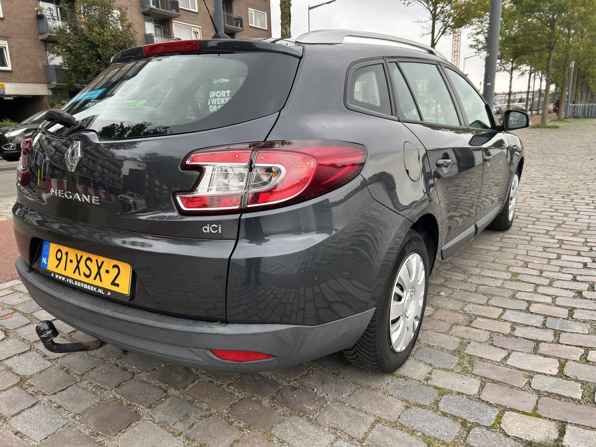 Renault Mégane Estate 1.5 dCi Expression navigatie apk airc, Auto's, Voorwielaandrijving, Euro 5, Stof, Gebruikt