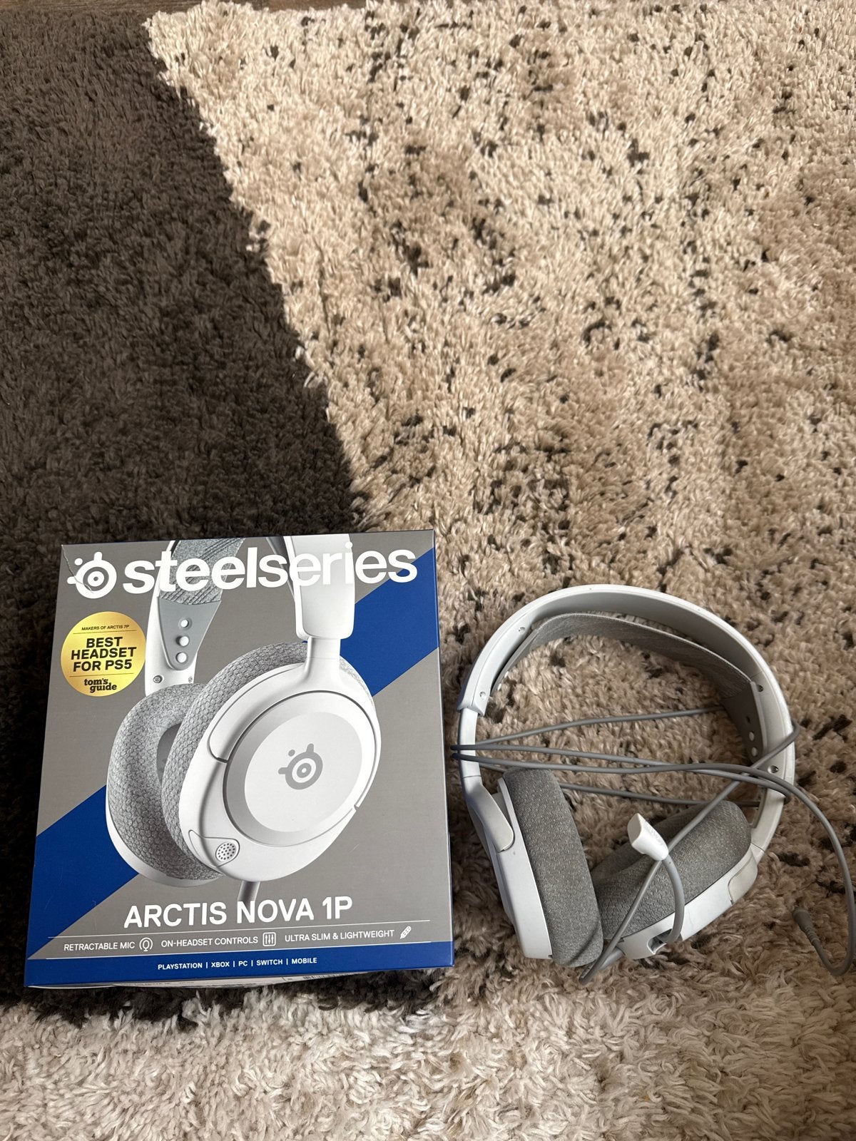 SteelSeries Arctis Nova 1P Gaming Headset Wit, Ophalen of Verzenden, Zo goed als nieuw, Wit, Microfoon