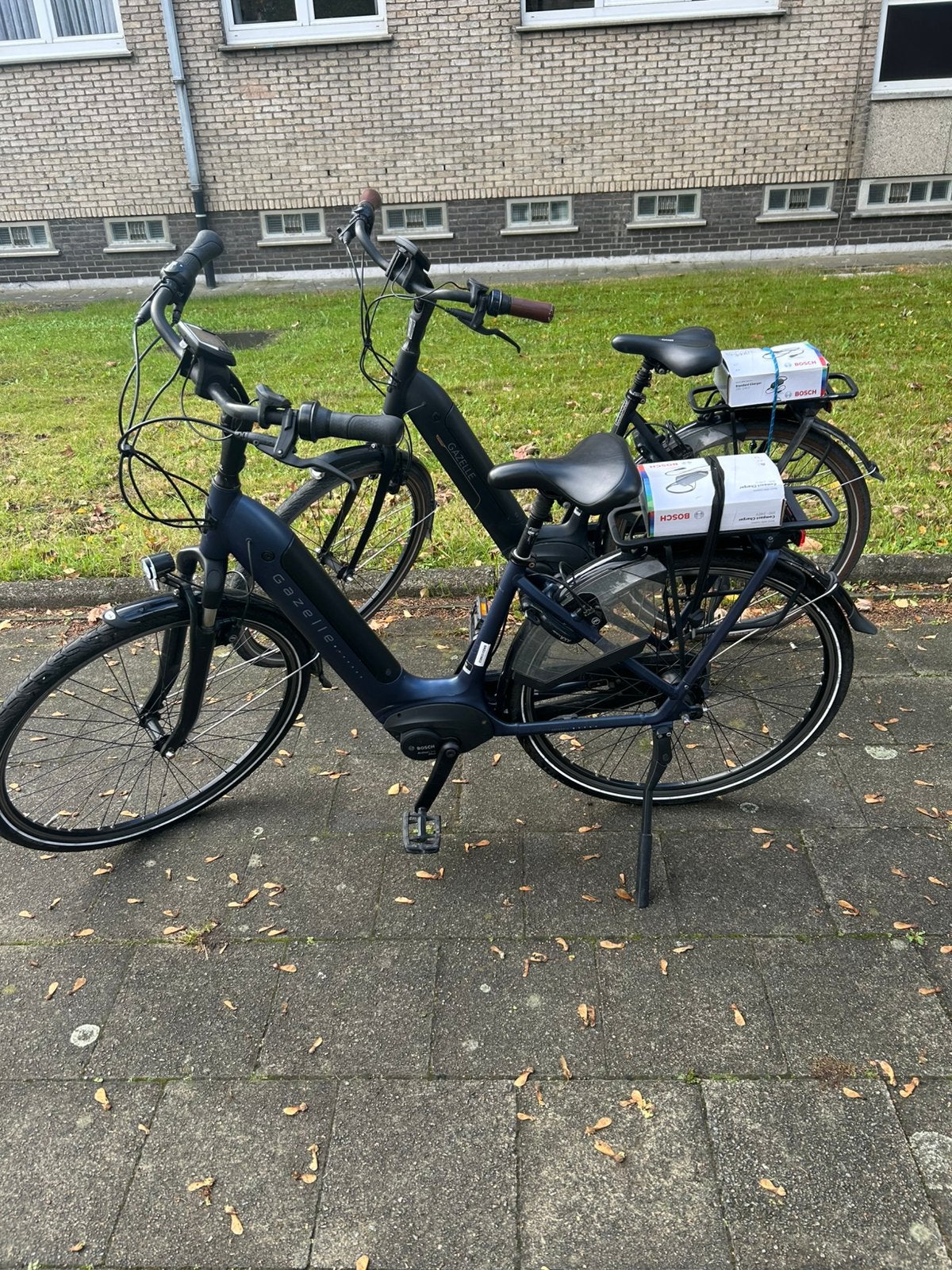2 Gazelle elektrische fietsen C7+ en Grenoble C8, Fietsen en Brommers, Ophalen, Velgrem, Versnellingen, Zo goed als nieuw