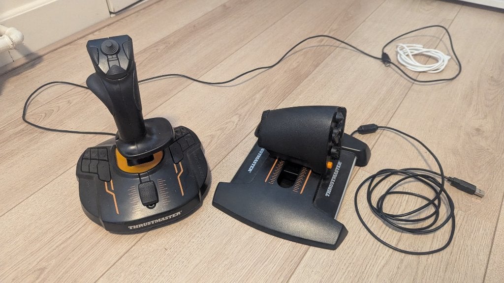 Thrustmaster T.Flight Hotas X Joystick & Throttle, Ophalen, Zo goed als nieuw, Thrustmaster