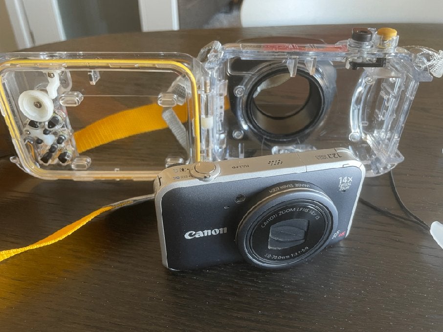 Foto 8 van Canon PowerS SX220 HS met Canon onderwaterbody