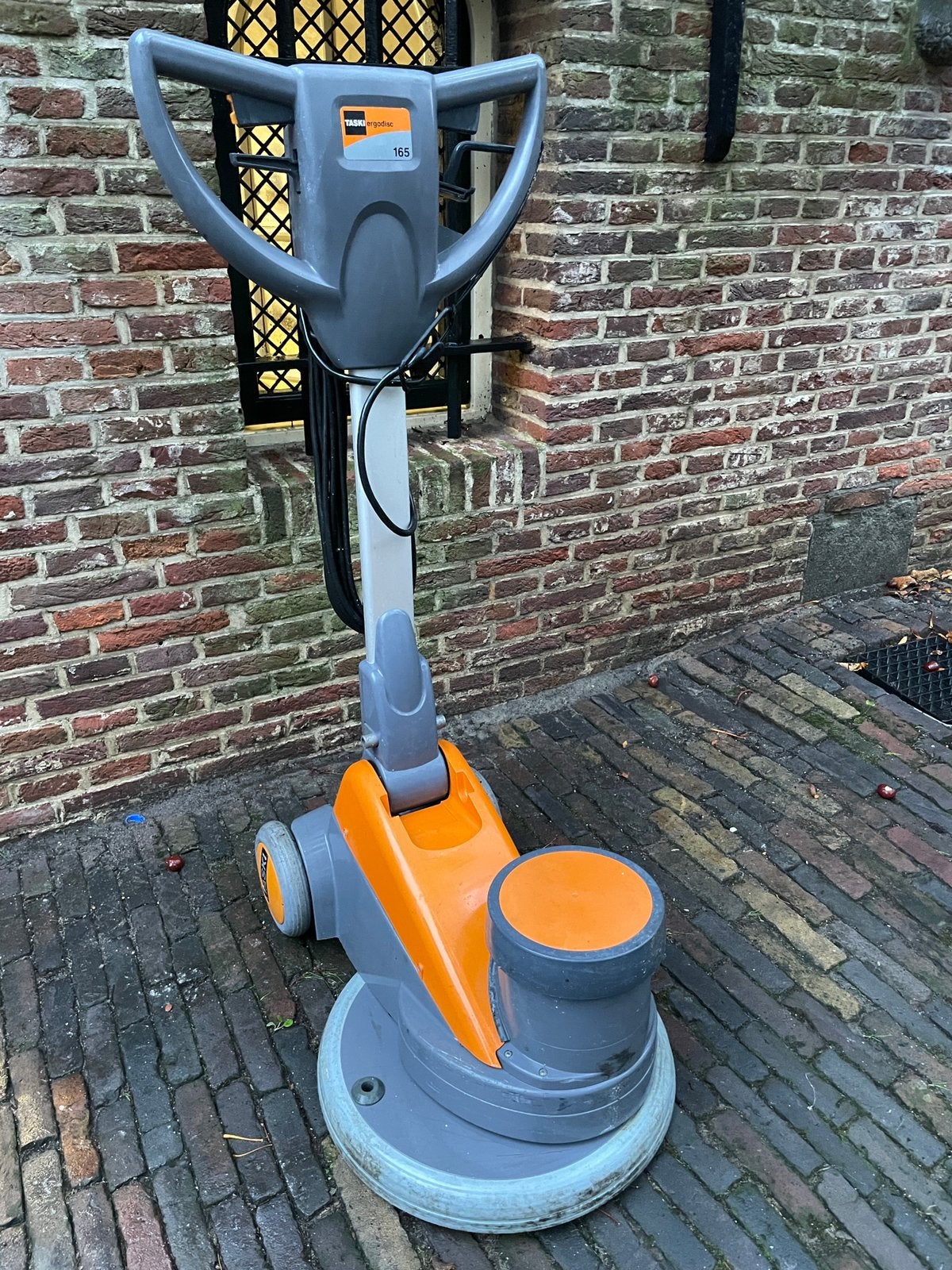Taski Ergodisc 165, Ophalen, Gebruikt, Schrobmachine