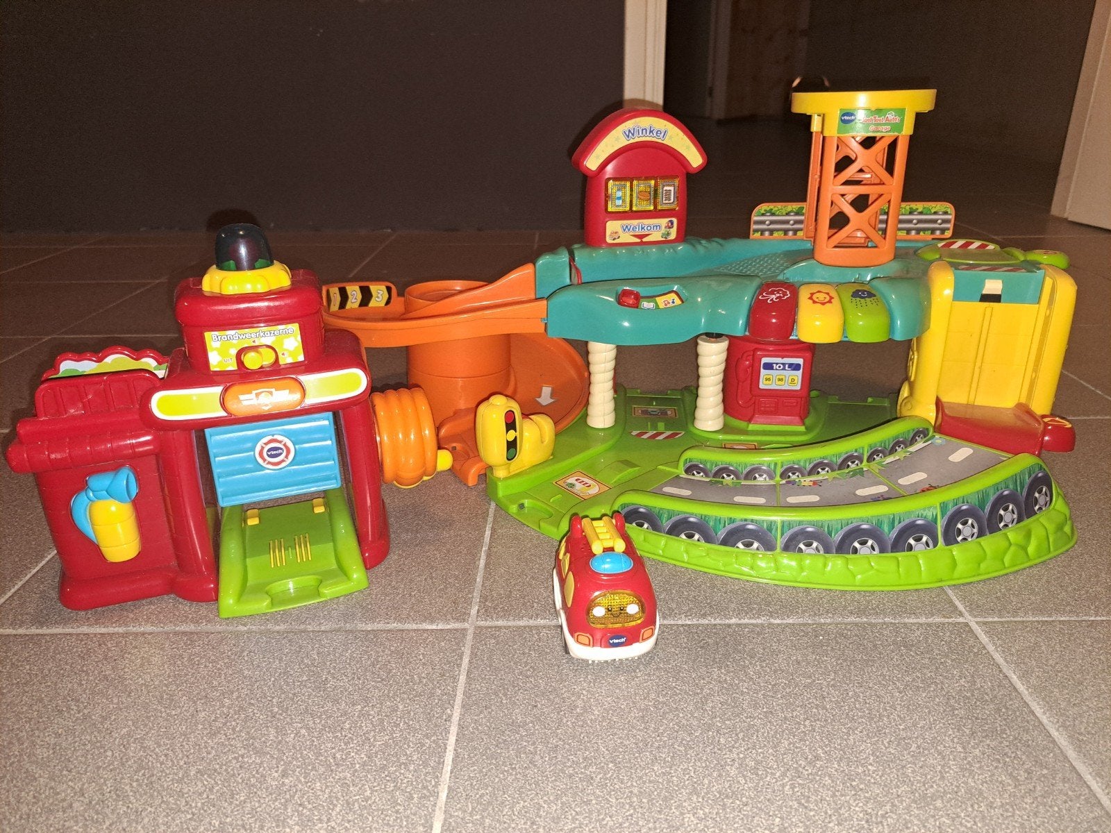 VTech Toet Toet Auto's Garage & Brandweerkazerne, Ophalen, Gebruikt