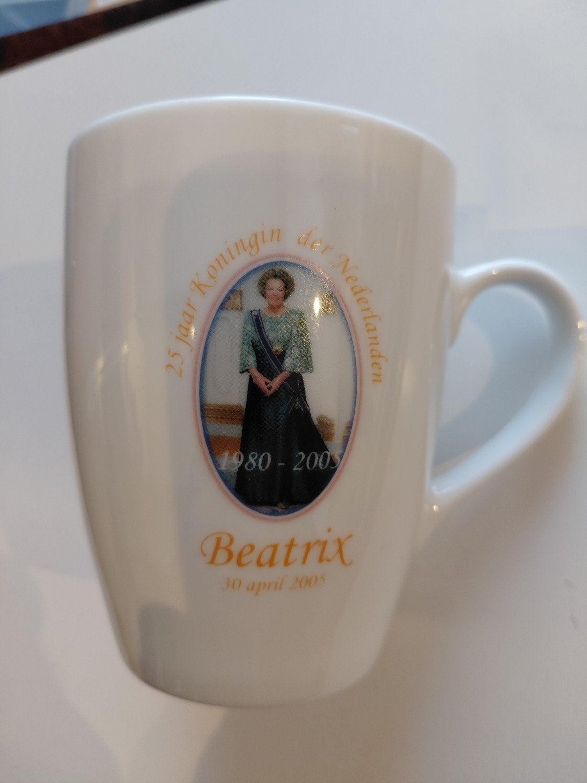 Beatrix 25 jaar Koningin mok - 1980-2005, Ophalen of Verzenden, Zo goed als nieuw