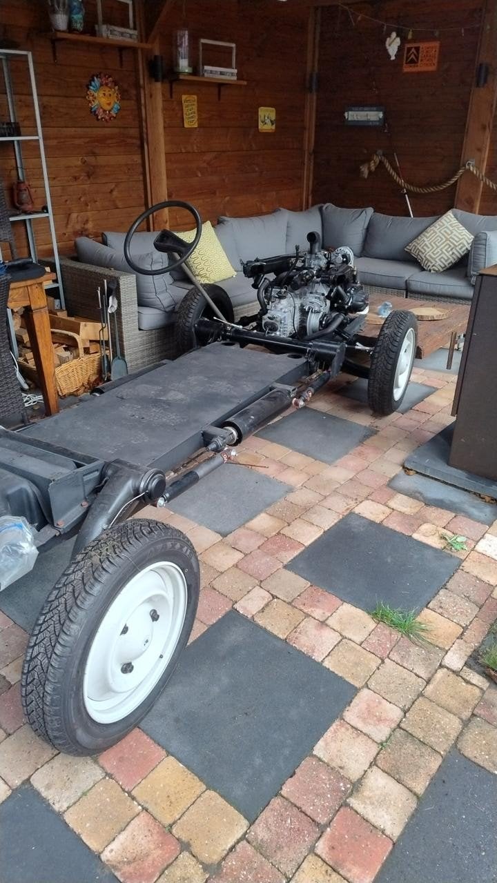 Compleet gerestaureerd rollend chassis 2CV met kenteken, Ophalen, Gereviseerd, Citroën
