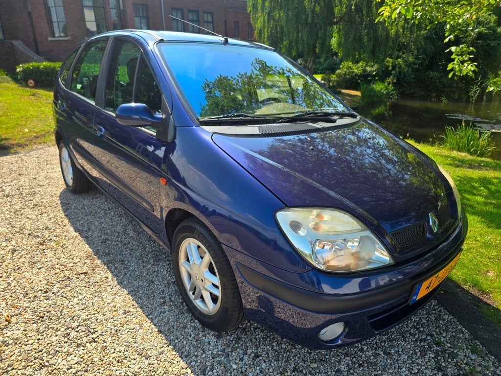 Renault Scénic 1.8-16V Expression Sport, Auto's, Renault, 1350 kg, Gebruikt, 4 cilinders, Blauw