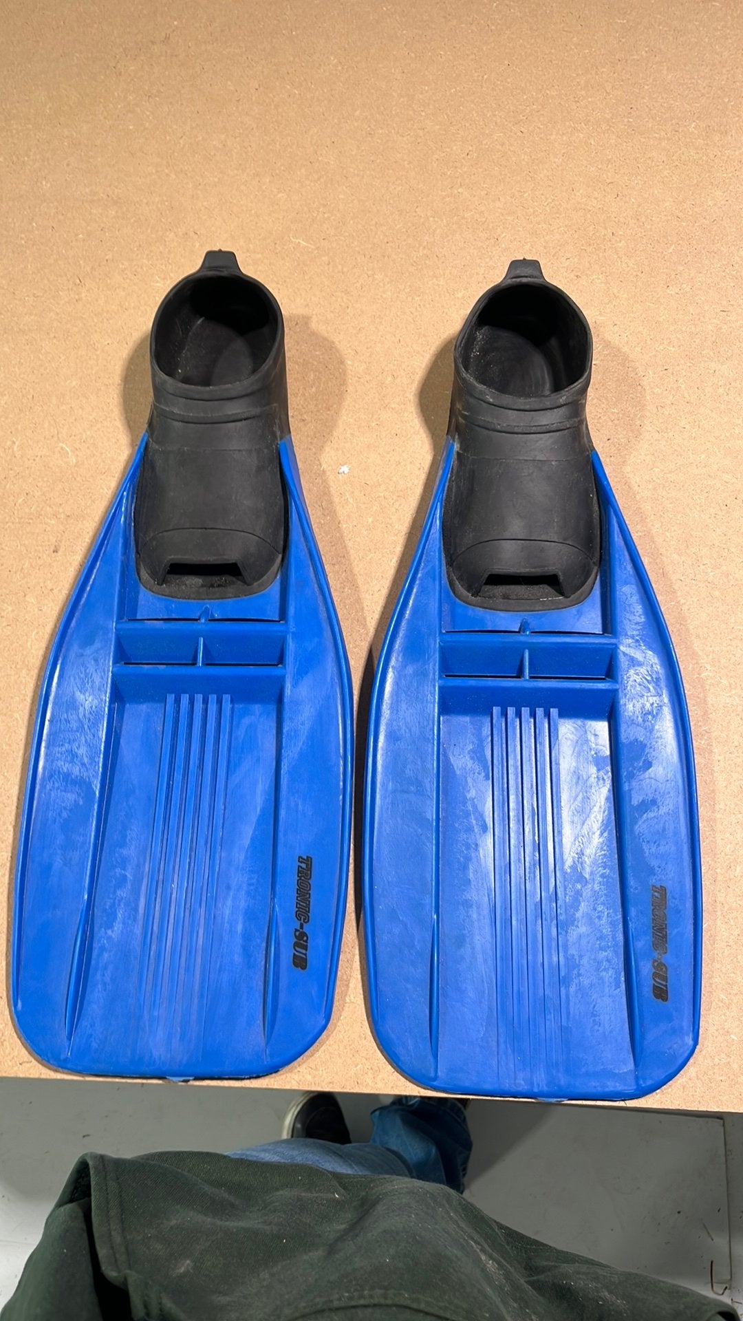 Zwem flippers 43/44, Ophalen of Verzenden, Zo goed als nieuw, Snorkelvinnen