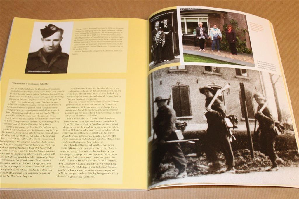 De Laatste Dagen — Bevrijding IJsselstreek '44-'45, Ophalen of Verzenden, Gelezen