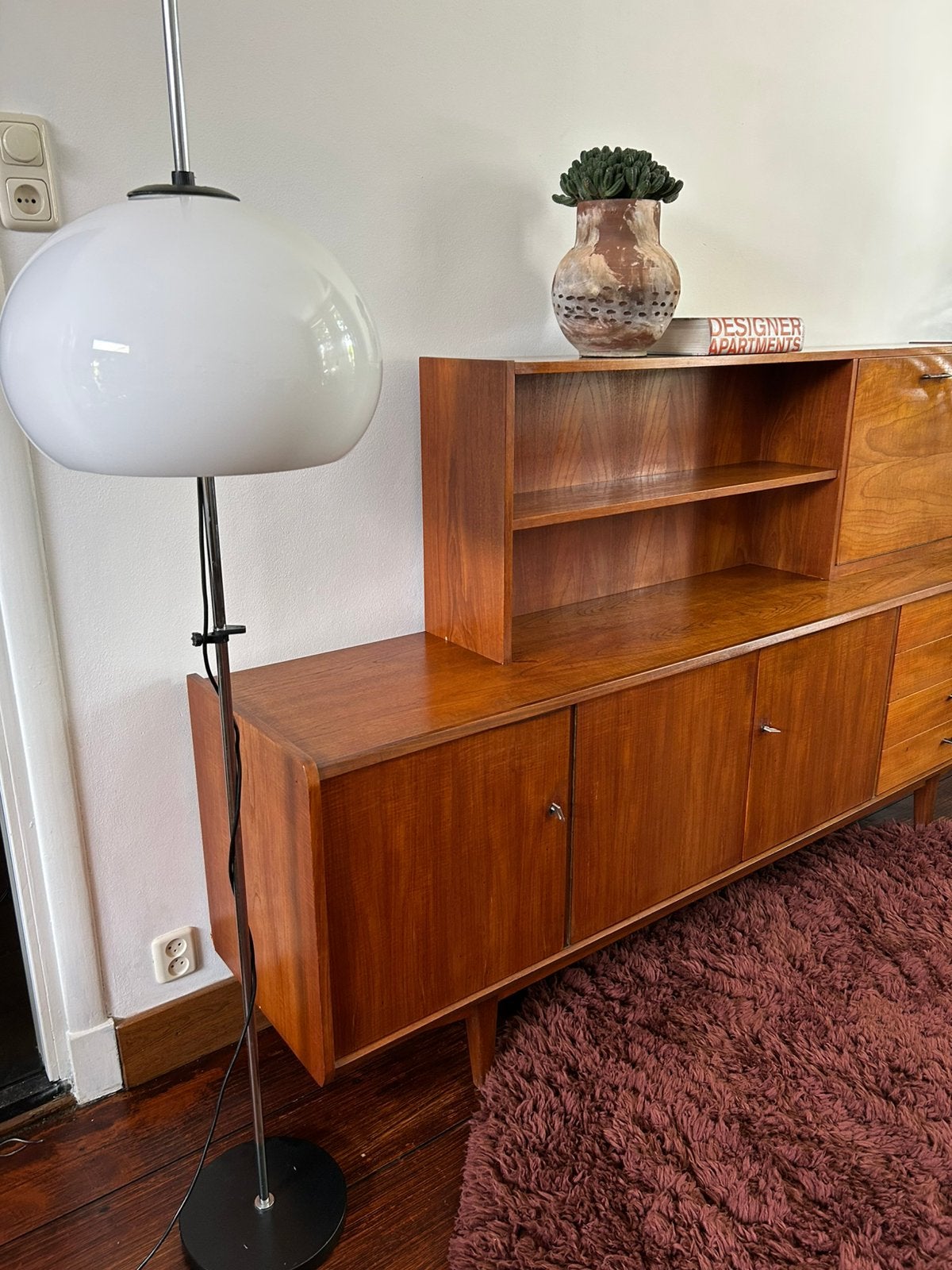 vintage highboard / dressoir / wandmeubel jaren ’60 ’70, Ophalen of Verzenden, Zo goed als nieuw, 25 tot 50 cm