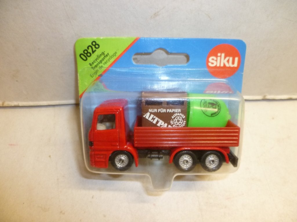 Siku 0828 Mercedes Recycling Transporter in blister auto., Ophalen of Verzenden, Nieuw, Auto