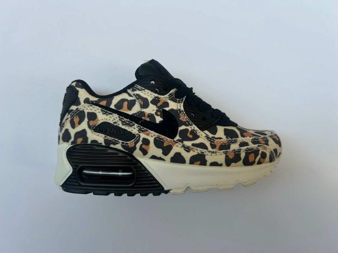 Te koop nieuwe nike air max 90, Kleding | Dames, Schoenen, Nike, Ophalen of Verzenden, Nieuw, Sneakers of Gympen
