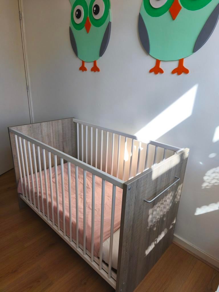 Complete tweeling babykamer met matrassen., Ophalen, Gebruikt, Jongetje of Meisje