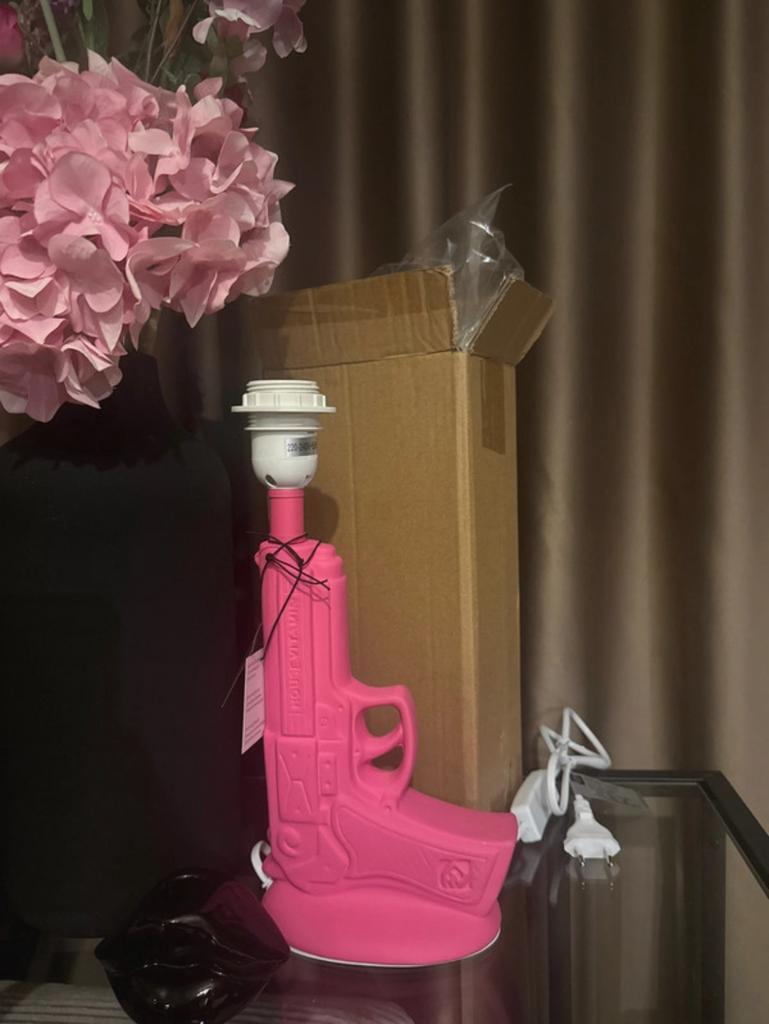 Neon lamp gunlamp, Led-lamp, Minder dan 30 watt, Zo goed als nieuw, E27 (groot)