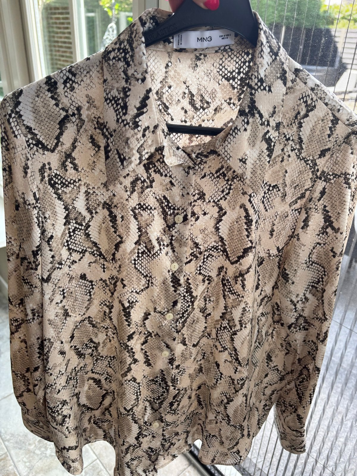 Mango blouse met slangenprint - Maat M, Ophalen of Verzenden, Zo goed als nieuw, Maat 38/40 (M), Beige