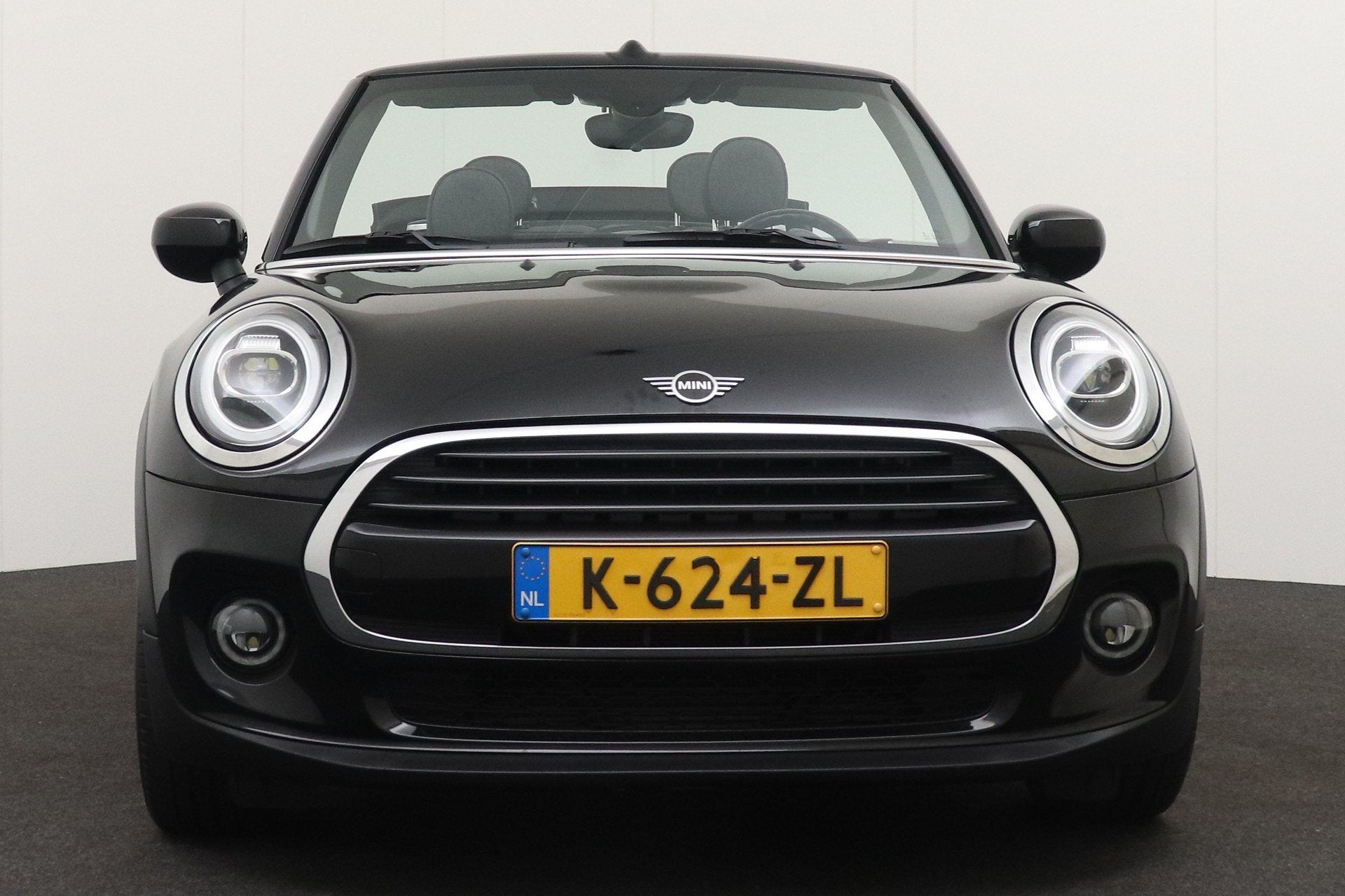 MINI Cabrio 1.5 136 PK Aut. Cooper Facelift Navi Climate LED, Dealer onderhouden, Gebruikt, Euro 6, Cabriolet
