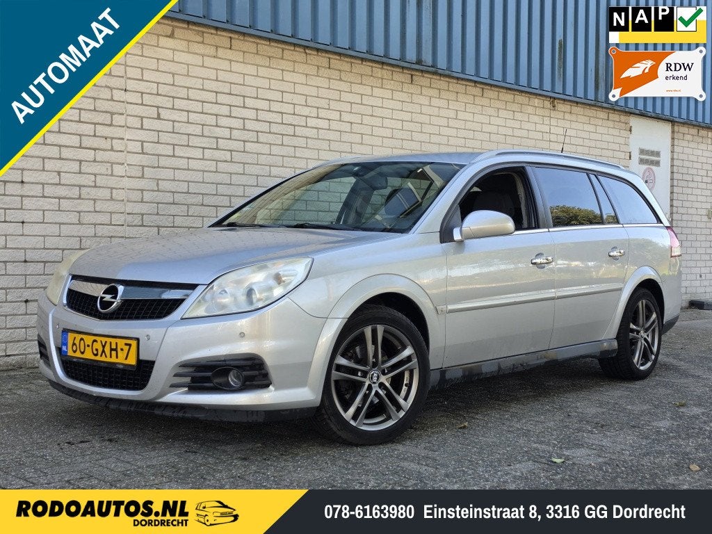 Opel Vectra Wagon 2.2-16V Executive Automaat LEES TEKST!, Auto's, Automaat, Gebruikt, 4 cilinders, Vectra