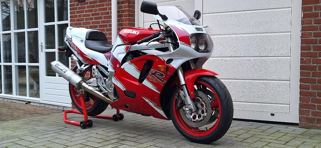 Suzuki GSX-R 750 W |Recent in prijs verlaagd | direct rijden, Motoren, 750 cc, Sportuitlaat, 4 cilinders, Motorrijbewijs A