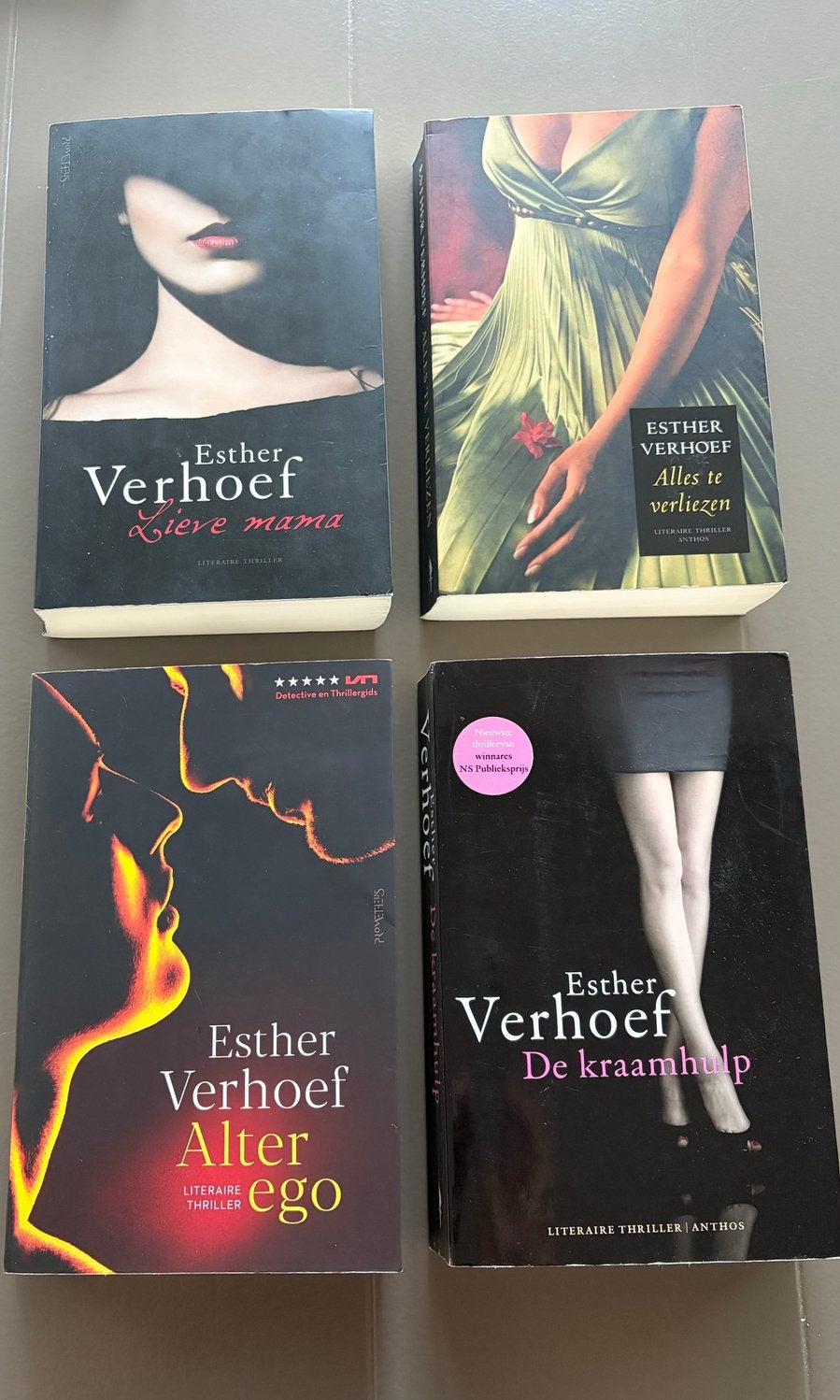 Esther Verhoef, De Kraamhulp Alter Ego Lieve Mama Alles te, Boeken, Ophalen of Verzenden, Zo goed als nieuw
