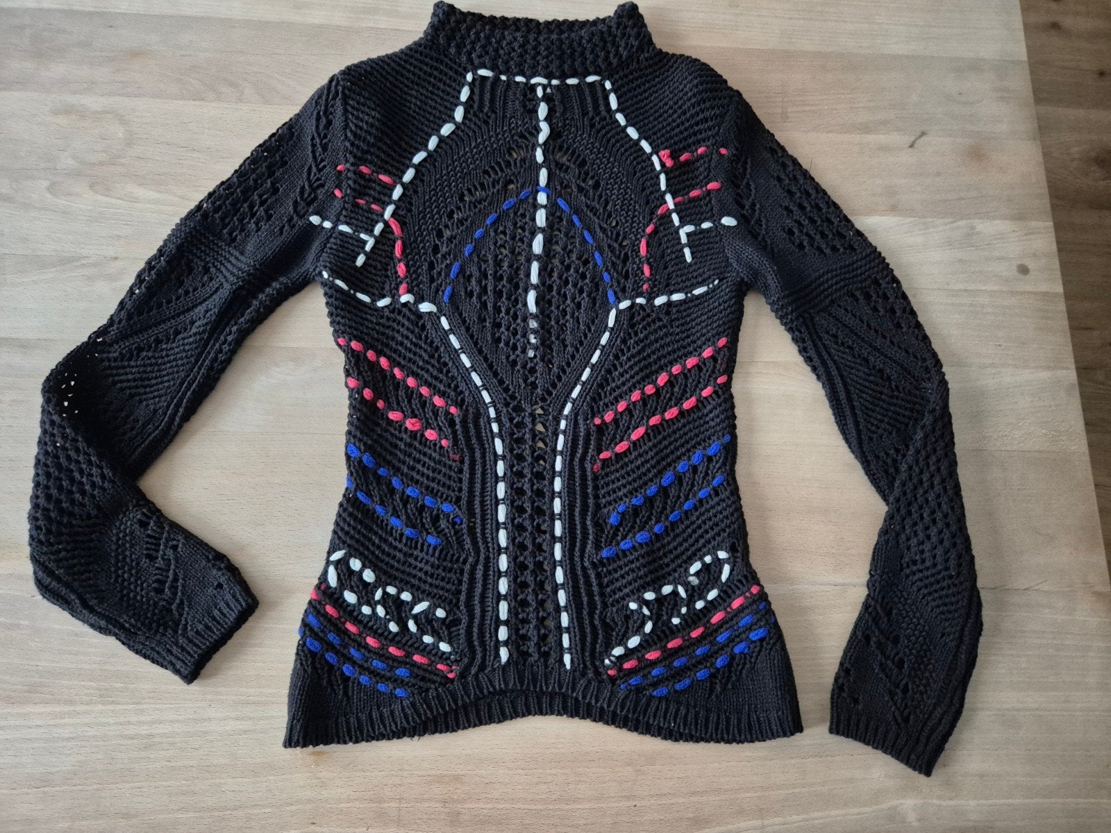 Prachtige trui Nikkie.Maat 38.Nieuw., Maat 38/40 (M), Verzenden, Zwart, Nieuw