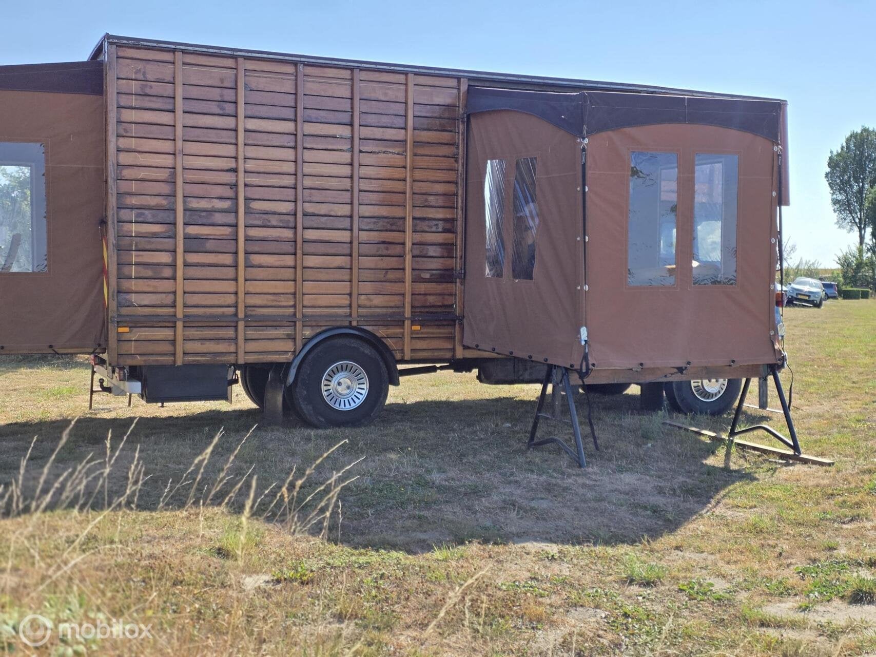 Foto 4 van Bedford TK Camper