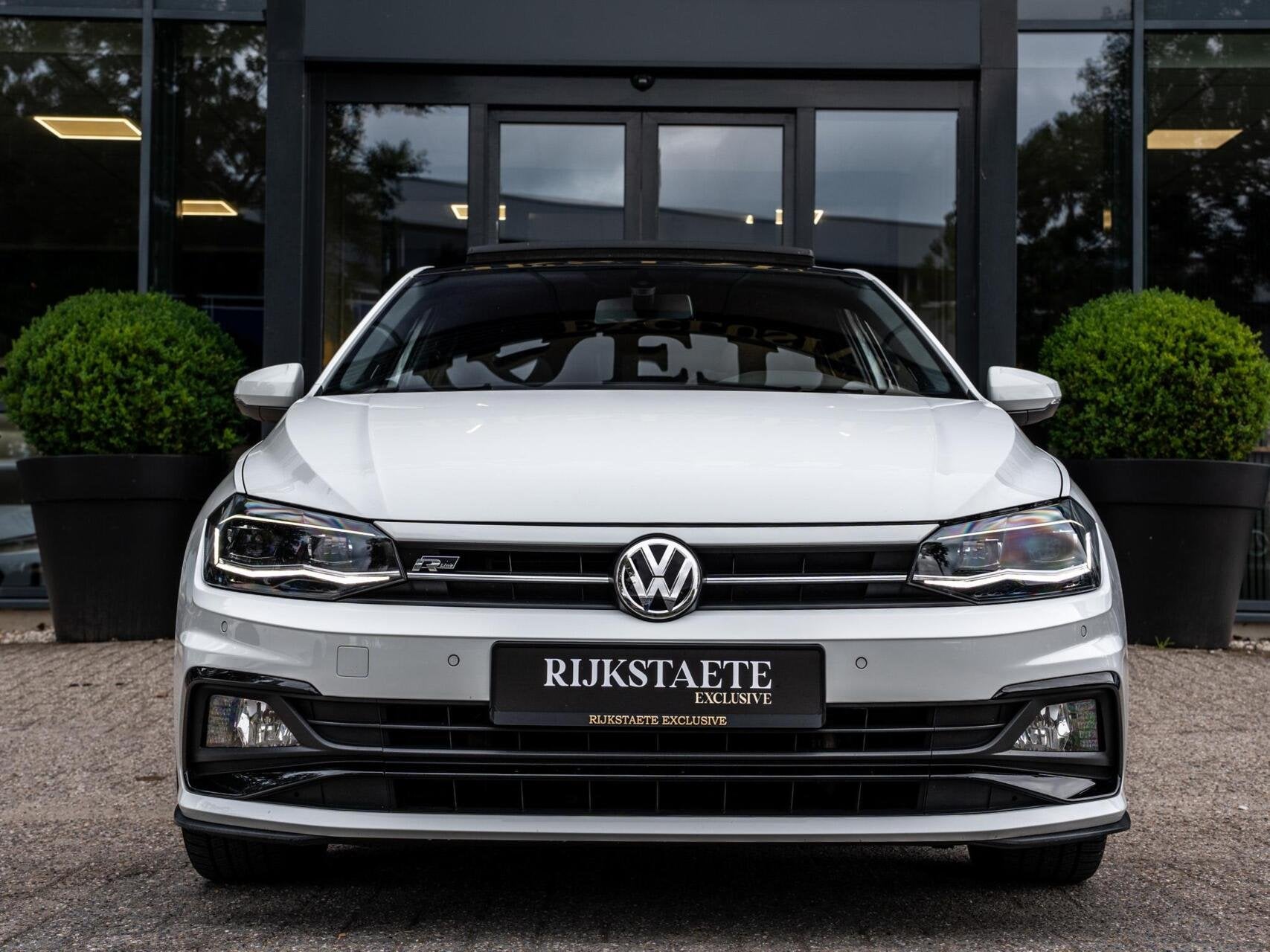 Volkswagen Polo 1.0 TSI Highline|PANO|ACC|17'|R-LINE|CARPLAY, Auto's, Volkswagen, Voorwielaandrijving, Gebruikt, 95 pk, Met garantie (alle)