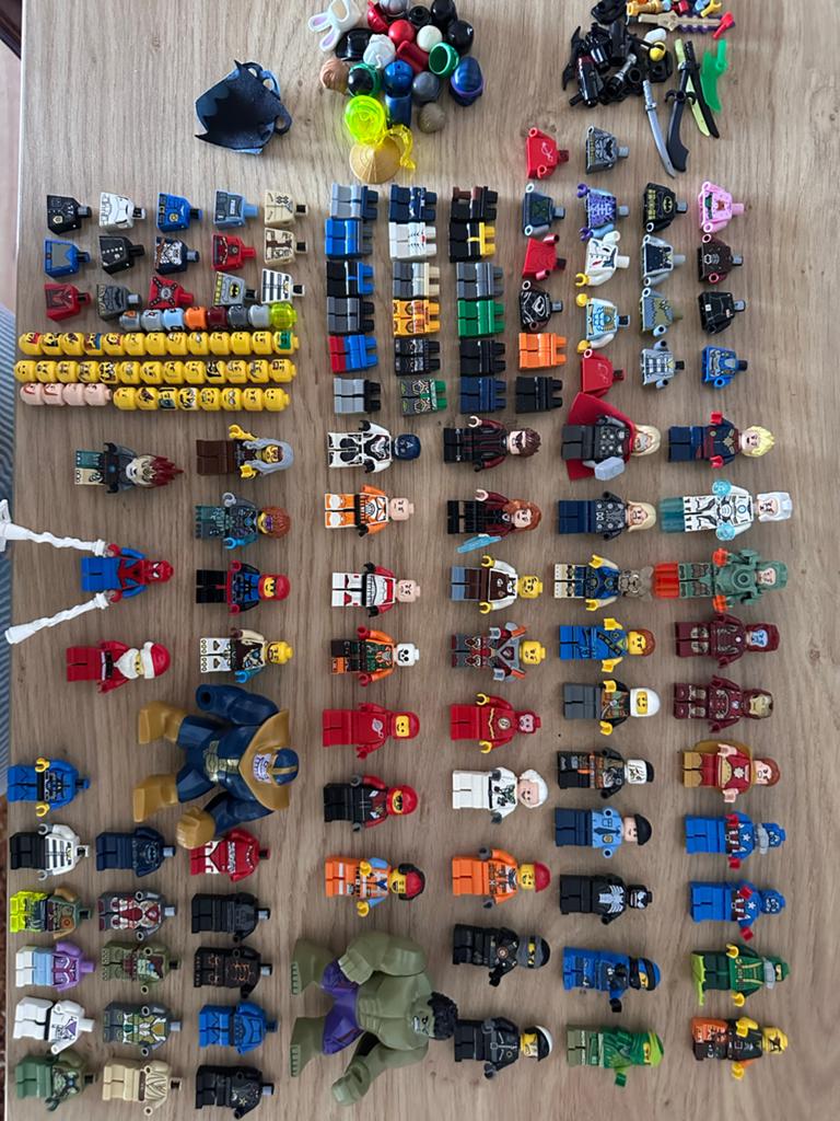 Grote verzameling Lego minifiguren en onderdelen, Inclusief minifiguren, Gebruikt, Marvel, Lego