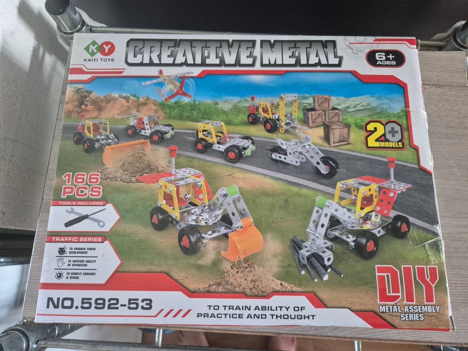 creative metal, Ophalen of Verzenden, Zo goed als nieuw, Overige merken