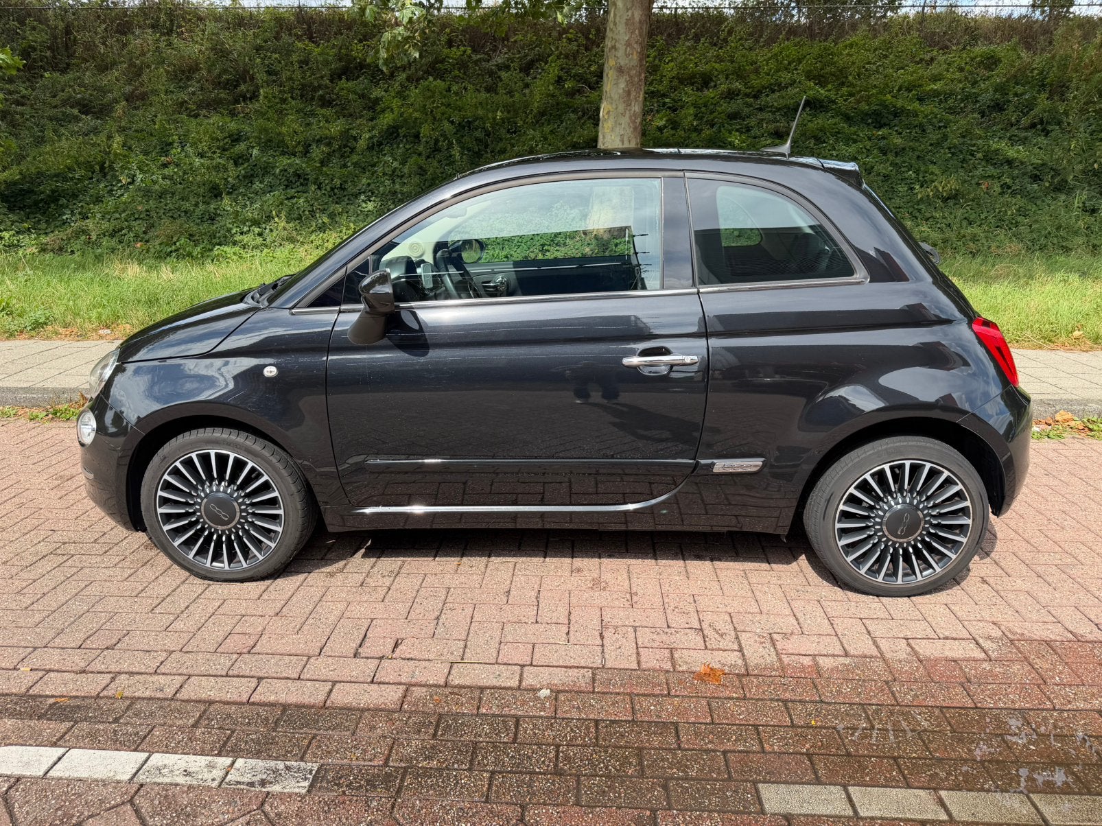 Fiat 500 1.2 Lounge prachtige staat!, Voorwielaandrijving, Stof, Multifunctioneel stuurwiel, 1242 cc