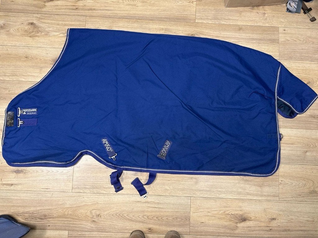 Horseware amigo Hero 200g paars 191, Dieren en Toebehoren, Paarden en Pony's | Dekens en Dekjes, Gebruikt, Horseware, Deken, Full (L)