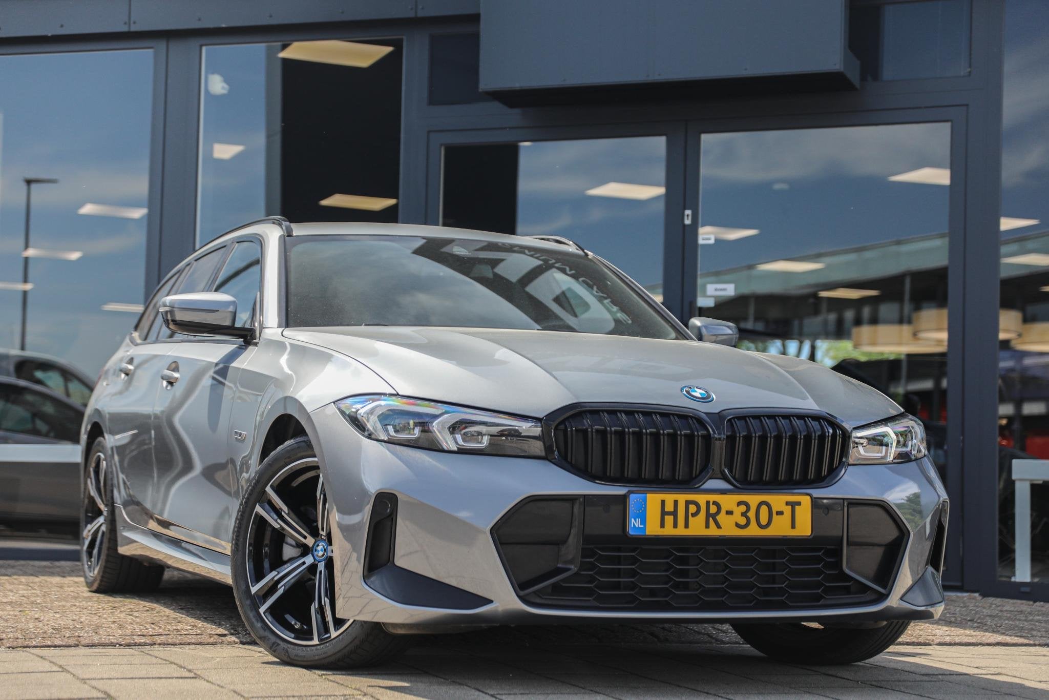 BMW 3-serie Touring 320e | Facelift | M-Sport | Widescreen |, Auto's, BMW, Bedrijf, Te koop, 3-Serie, ABS, Airbags, Airconditioning