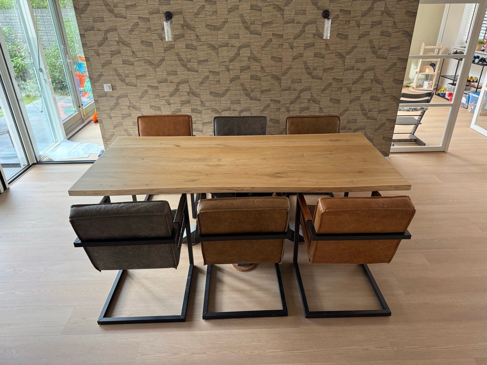 Eikenhouten eettafel met 6 leren stoelen, Huis en Inrichting, Gebruikt, 100 tot 150 cm, Eikenhout, 200 cm of meer