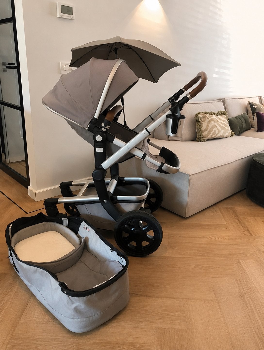 Joolz Day 2 combiwagen met reiswieg  en parasol, Kinderen en Baby's, Kinderwagens en Combinaties, Zo goed als nieuw, Combiwagen