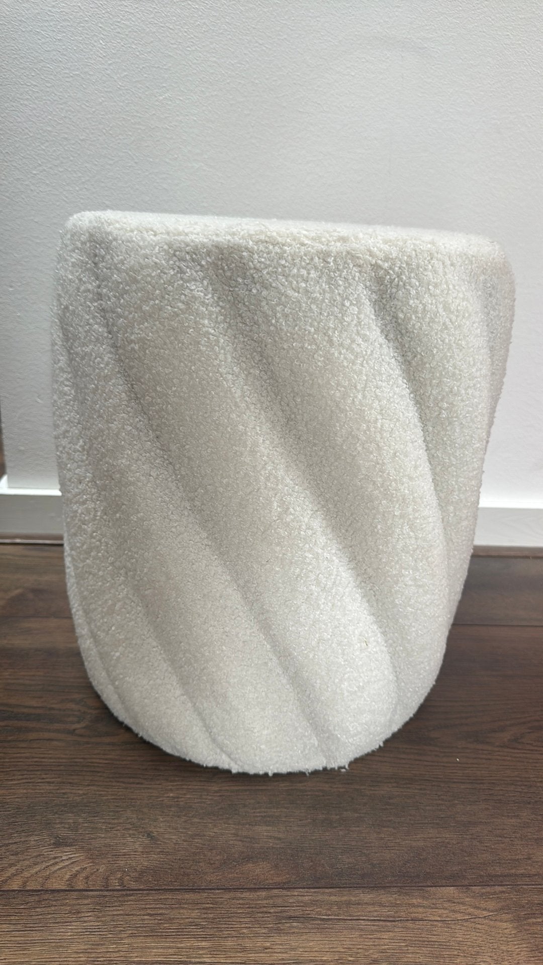 Poefje, Ophalen of Verzenden, Zo goed als nieuw, Rechthoekig, 125 cm of meer