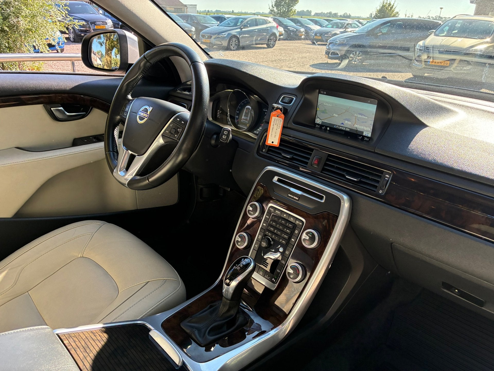 Volvo V70 2.0 D3 Polar+ | Schuif/kanteldak + Harman/Kardon +, Auto's, Volvo, Automatische klimaatregeling, 4 cilinders, Diesel