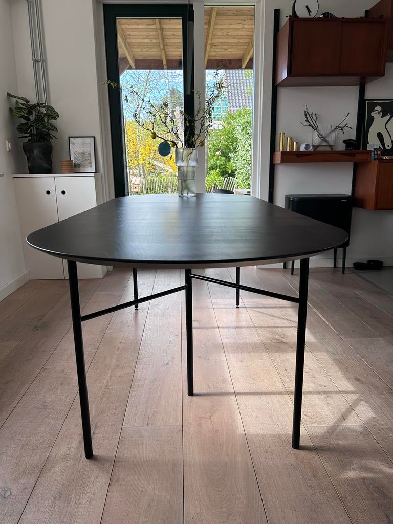 Ferm Living Mingle ovale eettafel - 220 cm, Huis en Inrichting, Tafels | Eettafels, Ophalen, Gebruikt, 200 cm of meer, 50 tot 100 cm