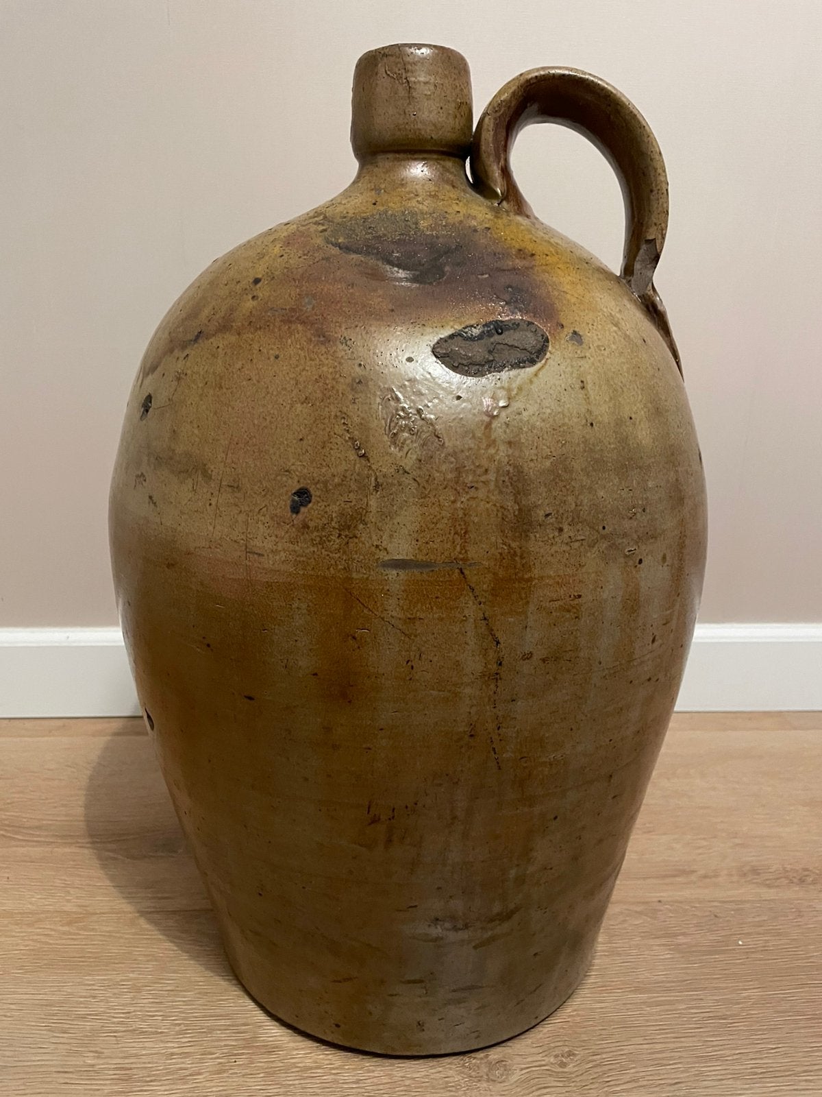 Zeldzame XL Steengoed wijnkruik JB Roe Blandford (ca. 1840), Antiek en Kunst, Ophalen