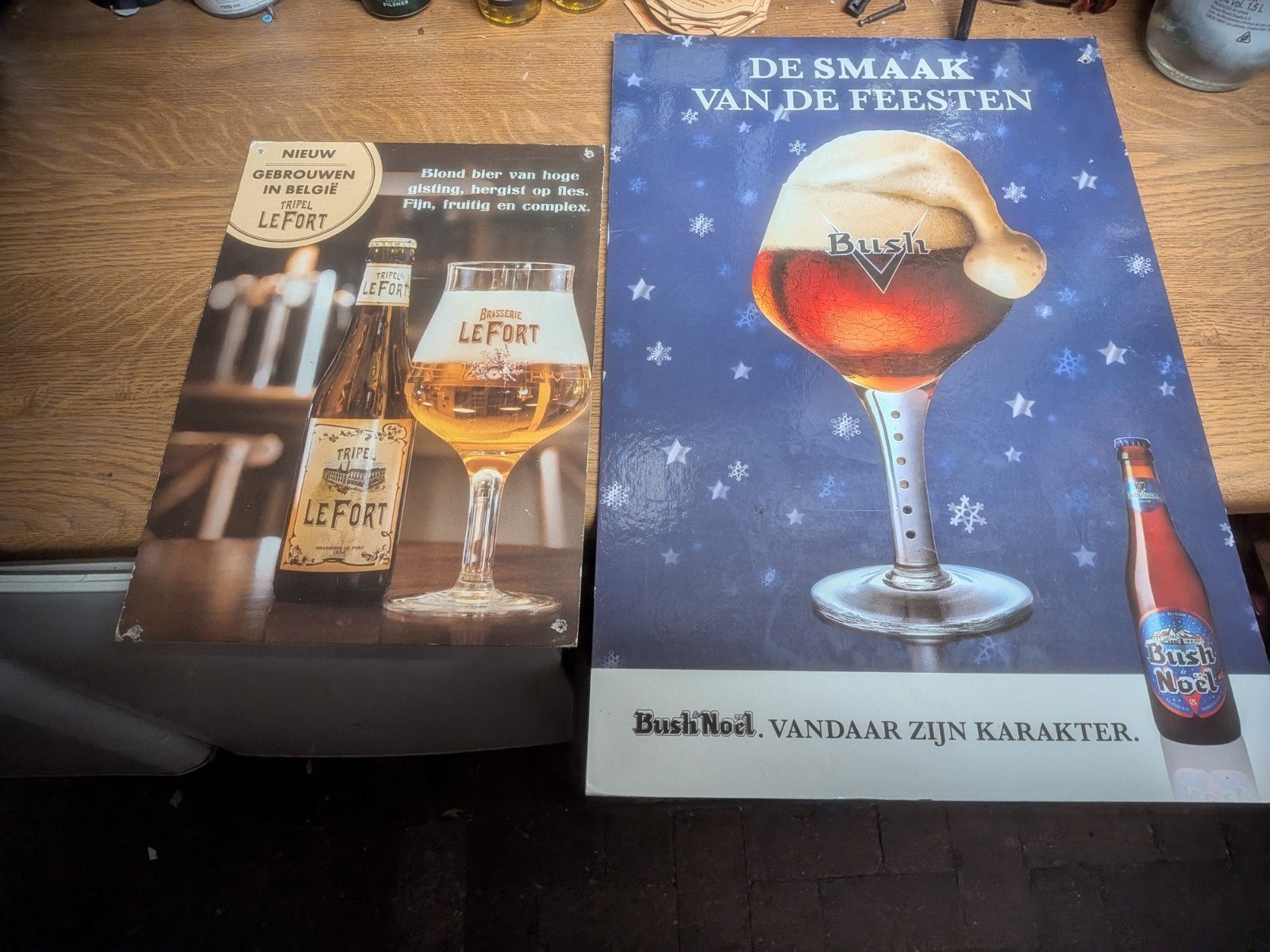 2 Kartonnen Reclameborden: LeFort Tripel & Bush Noël, Verzamelen, Ophalen of Verzenden, Gebruikt, Reclamebord