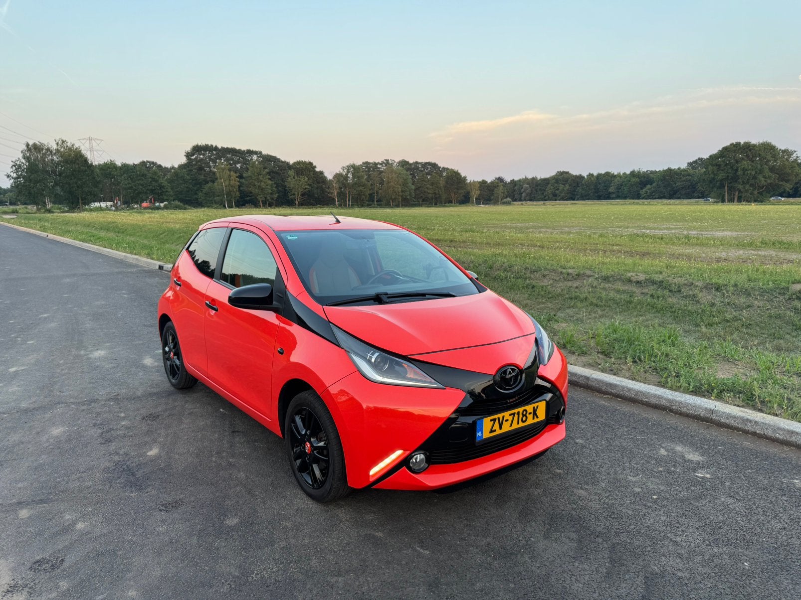 Toyota Aygo 1.0 12V Vvt-i Ddrs 2014, Auto's, Voorwielaandrijving, Overige kleuren, 4 stoelen, 24 km/l
