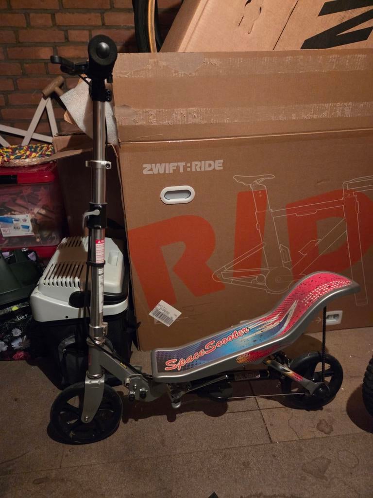 Space Scooter step (leuk als communie cadeau), Fietsen en Brommers, Steps, Ophalen, Zo goed als nieuw, Overige typen, Space Scooter