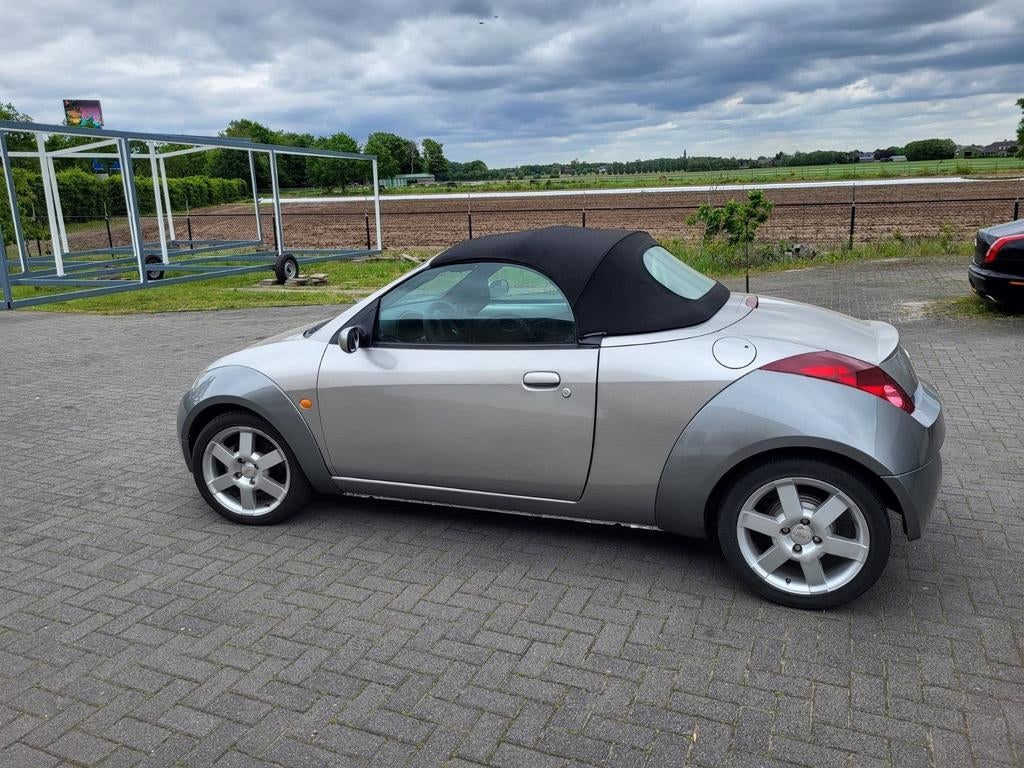 Ford Ka 1.6 Streetka 2004 Grijs, 40 €/maand, 1599 cc, Handgeschakeld, Voorwielaandrijving