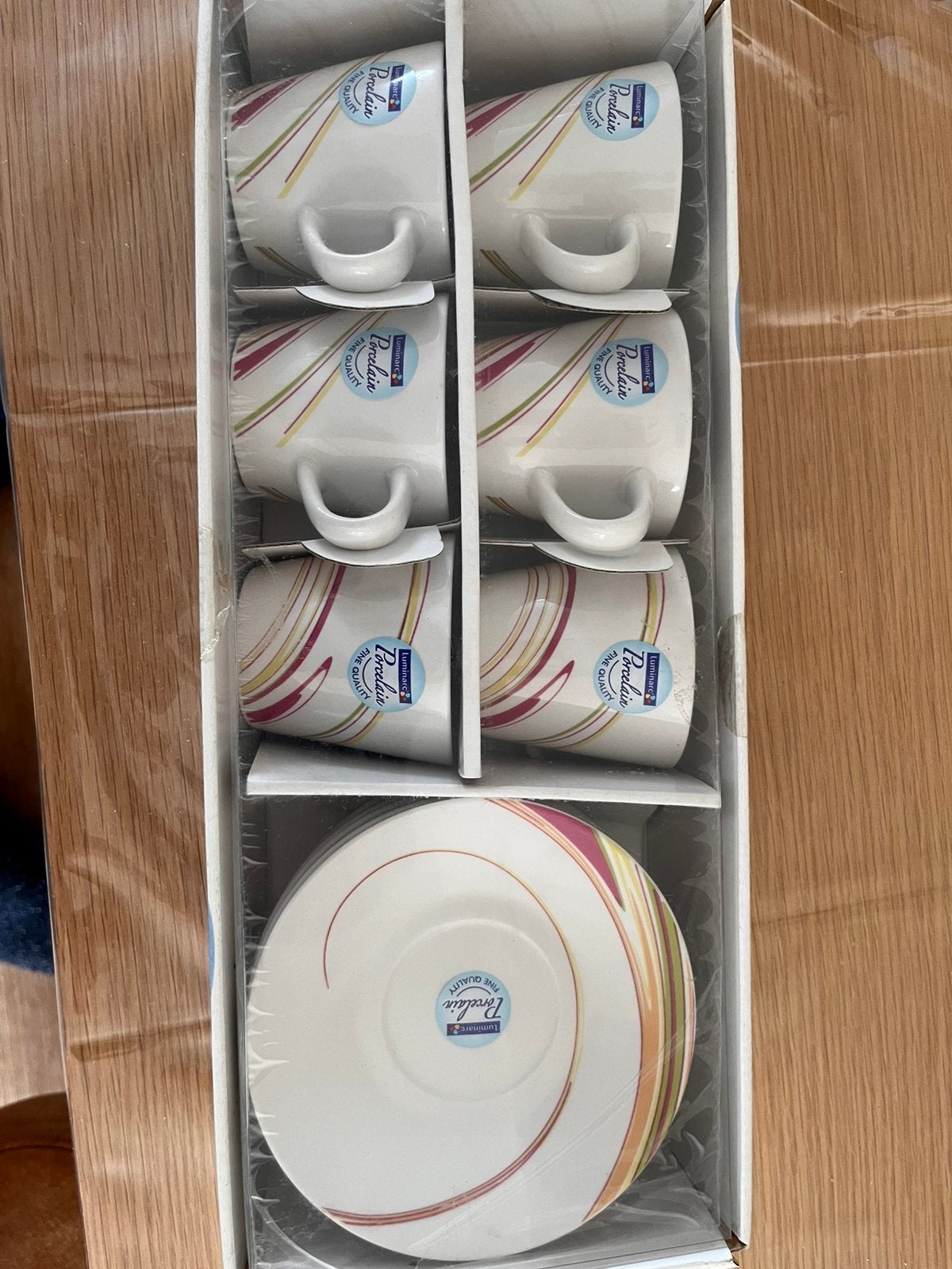 Nieuwe Luminarc Kop en Schotel Set - 6 stuks, Porselein, Ophalen, Nieuw, Overige stijlen, Kop(pen) en/of Schotel(s)