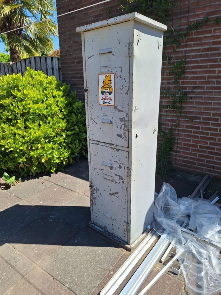 Aangeboden stalen garagekast., Ophalen