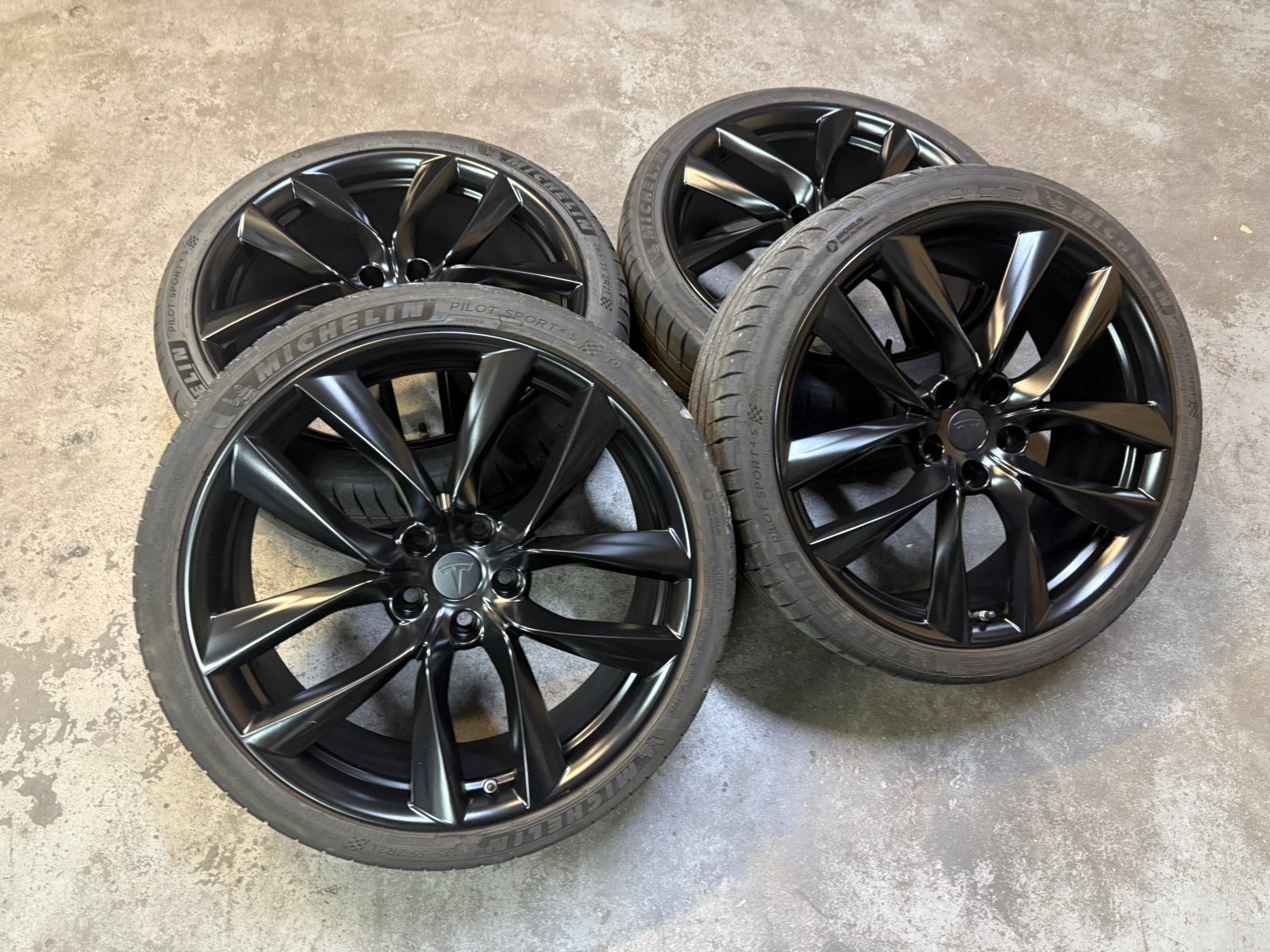 ✅ 21 Inch Originele Arachnid Tesla Model S velgen 5x120, Gebruikt, Banden en Velgen, Personenwagen, Zomerbanden