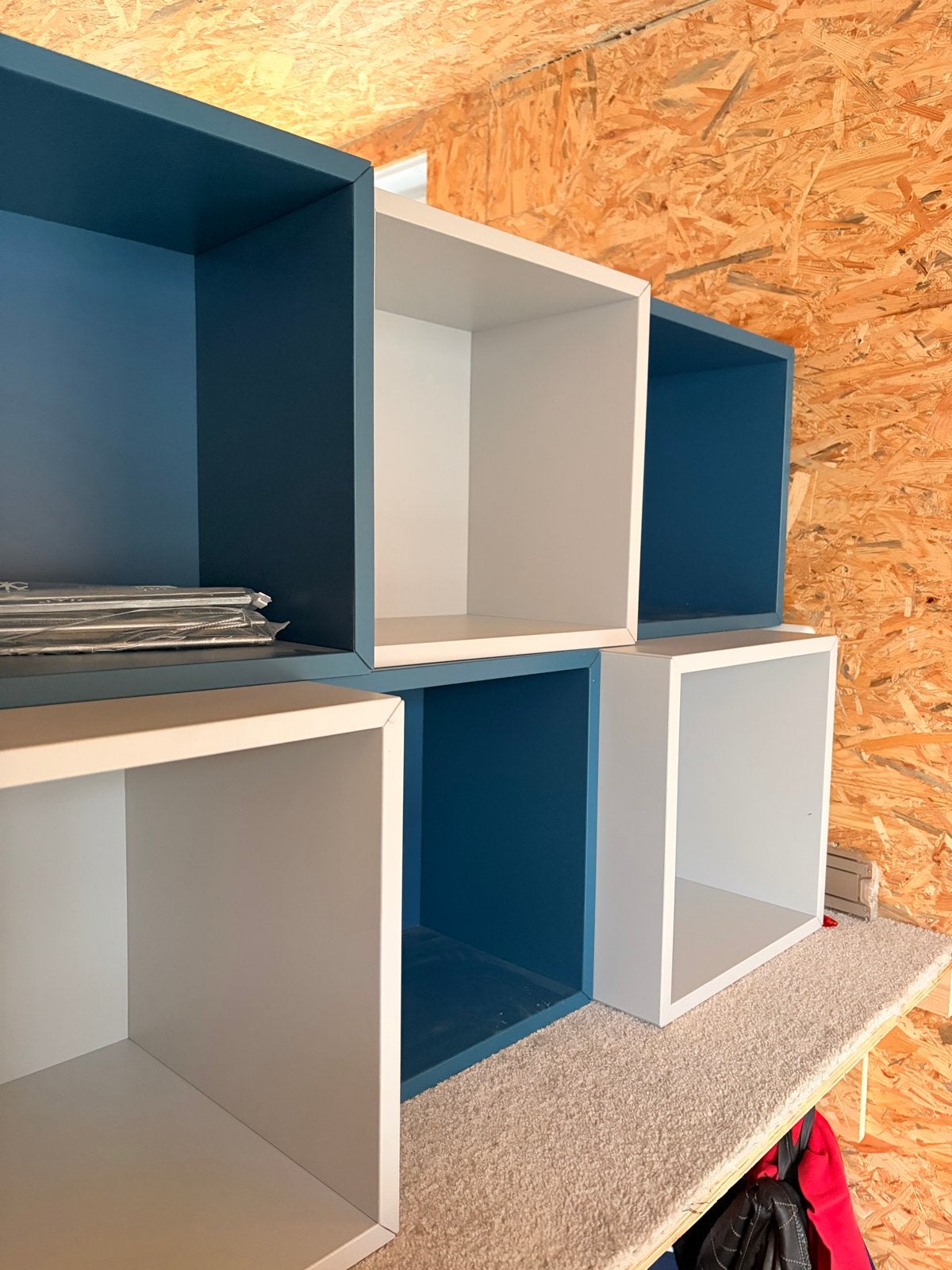 IKEA Eket kasten met ophangsysteem - beige en blauw, Ophalen, Zo goed als nieuw