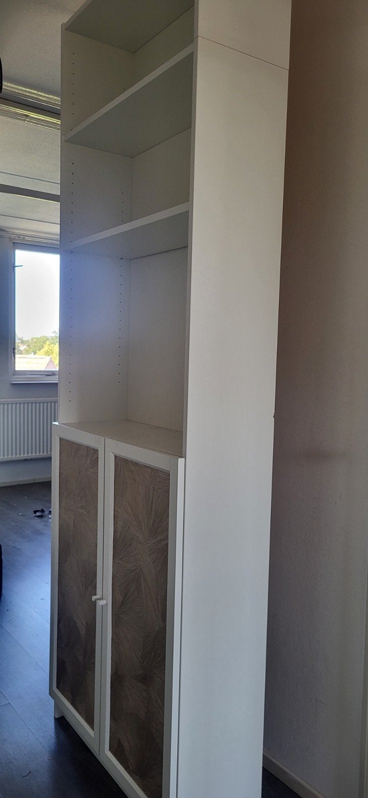 Witte ikea boekenkast met deuren en planken, Huis en Inrichting, 200 cm of meer, Modern, 25 tot 50 cm, Overige houtsoorten