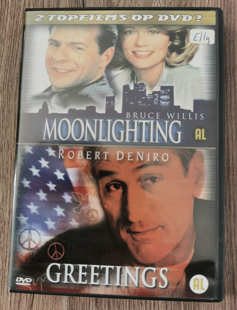 74 .. Moonlighting + Greetings - Bruce Willis Robert de Niro, Alle leeftijden, Ophalen of Verzenden, Zo goed als nieuw, Actiekomedie