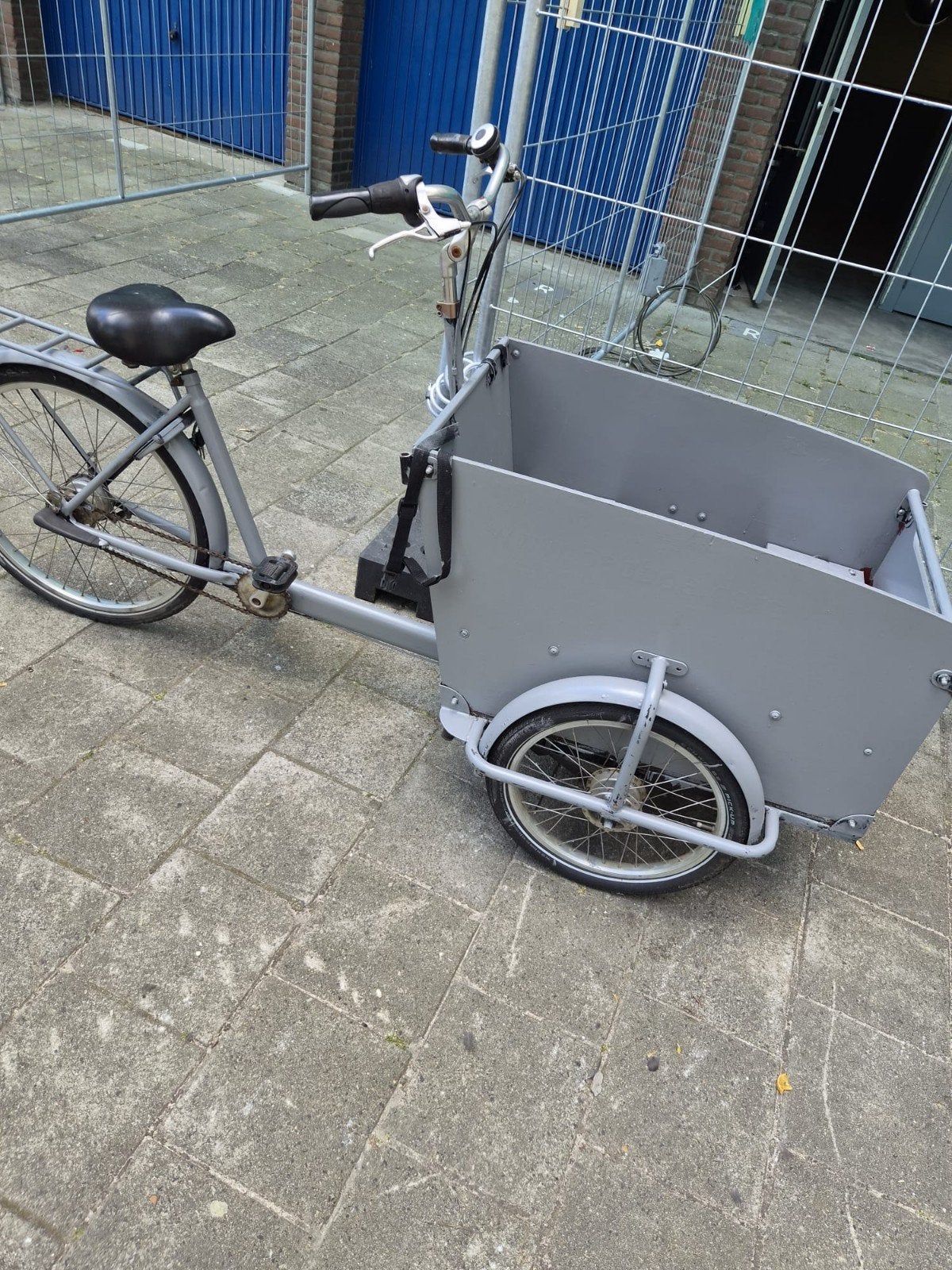 Bakfiets met 2 wielen - Ideaal voor kinderen of goederen, Fietsen en Brommers, Overige merken, Terugtraprem, Gebruikt, Ophalen of Verzenden
