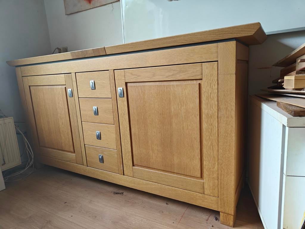 Eikenhouten dressoir met lades en deuren, Gebruikt, Met deur(en), 150 tot 200 cm, Eikenhout